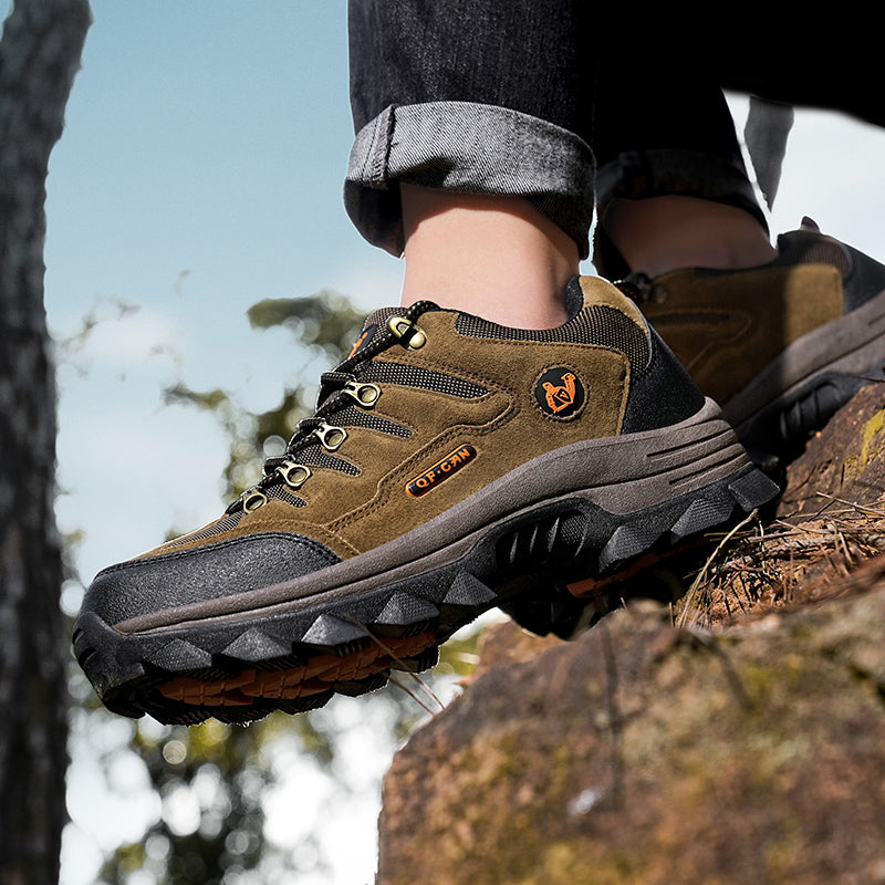 Men’s Rugged Outdoor Shoes – Wide Toe Comfort, Strong Grip & Built for Tough Terrain