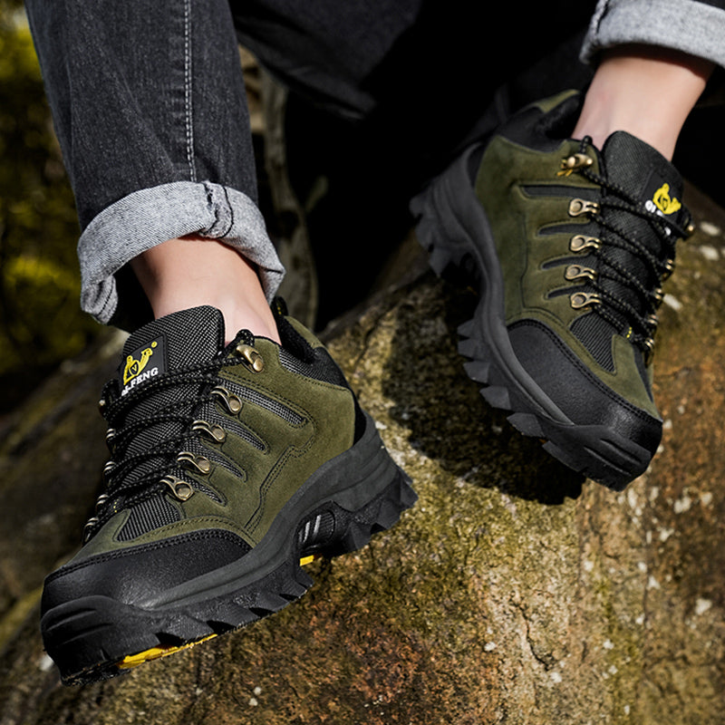 Men’s Rugged Outdoor Shoes – Wide Toe Comfort, Strong Grip & Built for Tough Terrain