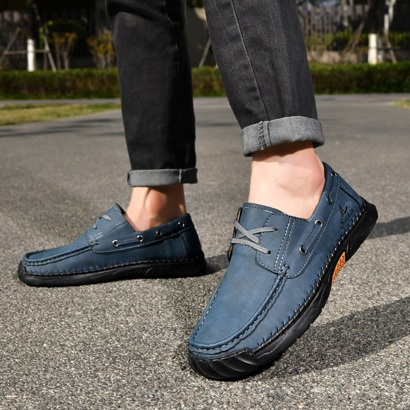 ⏰Limited-Time 70% OFF – Men’s Orthopedic Premium Handmade Leather Boat Shoes – Pressure Relief, Waterproof, Slip-Resistant, Wide Toe, Arch&Ankle Support for Everyday & Travel