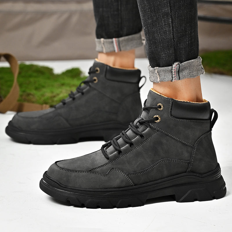 ⏰Limited-Time 70% OFF – Men’s Orthopedic Handmade Leather Driving Boots–Pressure Relief, Waterproof, Slip-Resistant, Wide Toe, Arch&Ankle